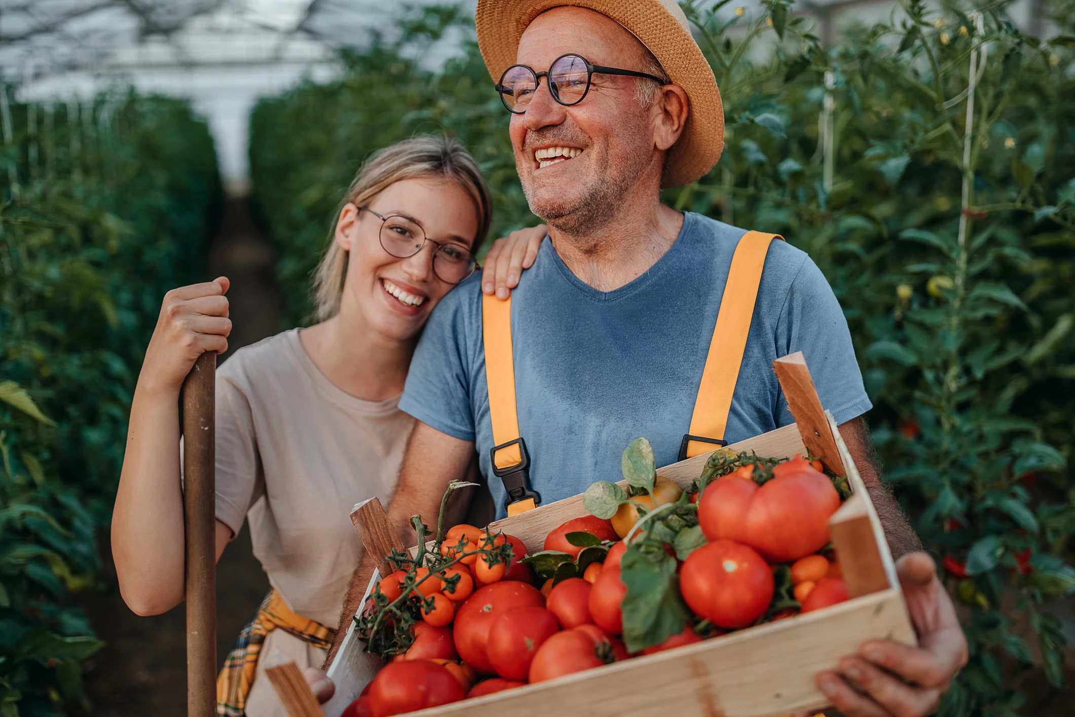 istock-1261285515_peere-et-fille-tomate.webp